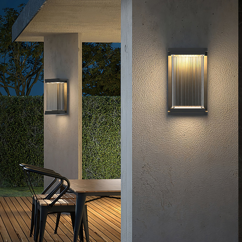 Fetenak Minimalist Rectangular Glass Outdoor Wall Lamp, Black