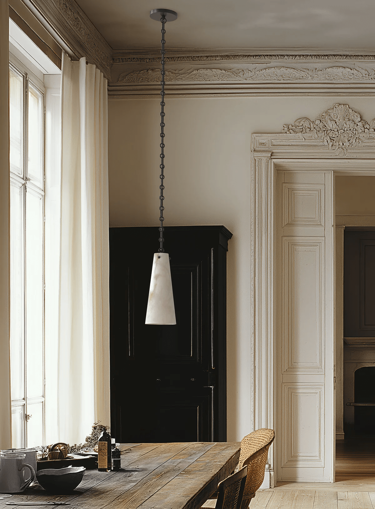 Nivivissa Alabaster Chandelier