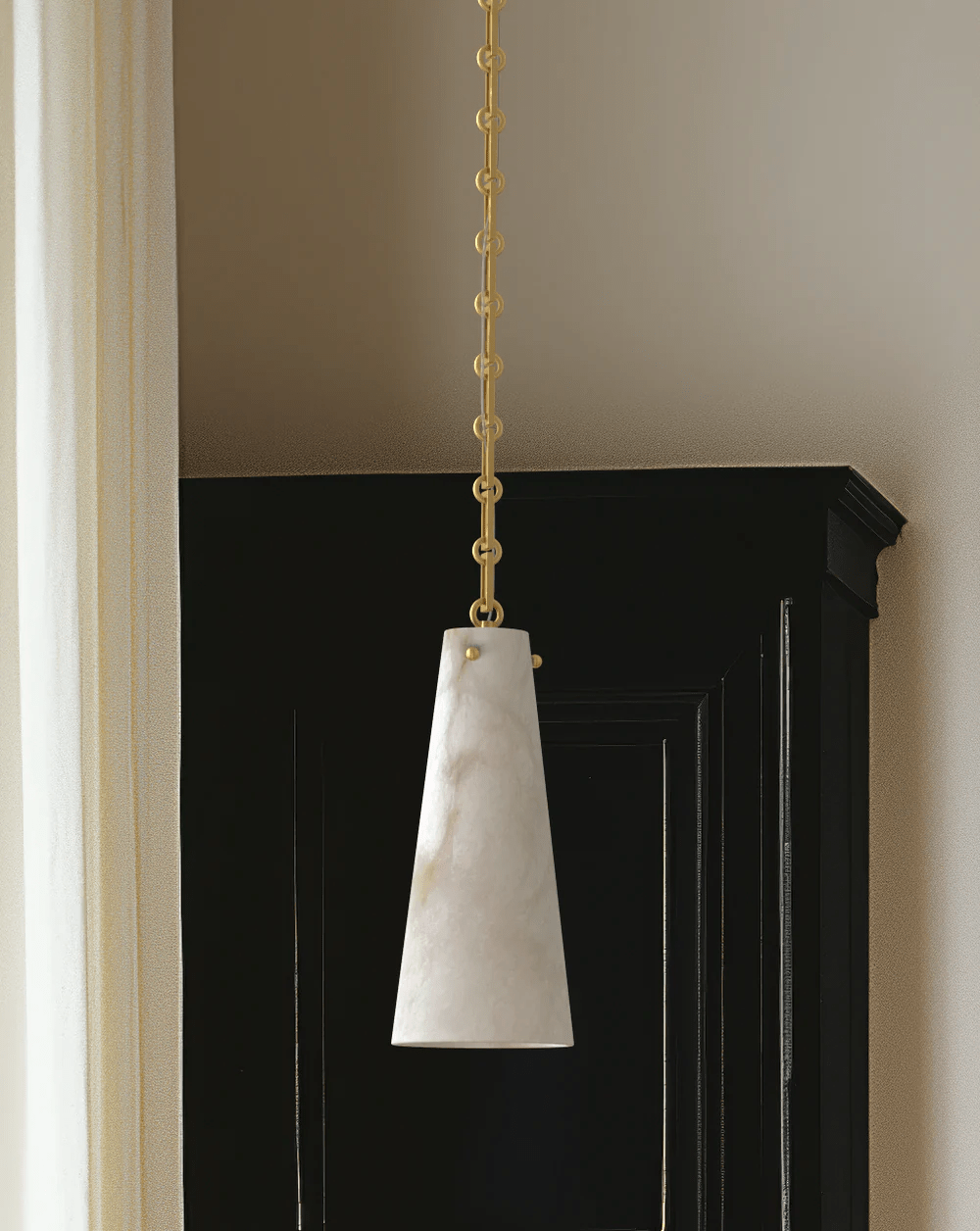 Nivivissa Alabaster Chandelier