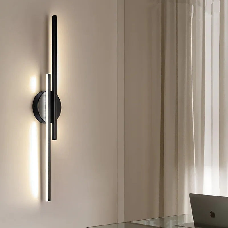 Noviq Modern Nordic Disc/Linear LED Wall Lamp, Black/White-Relic Pieces