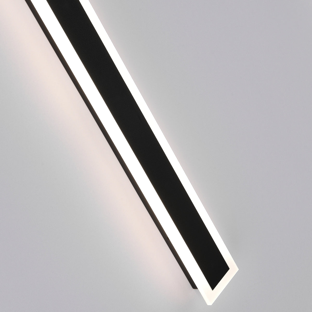 Virex Linear Outdoor Wall Lamp-Relic Pieces