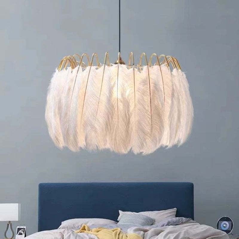 Nasesil Elegant Feather Pendant Light, Black/White, Bedroom/Living Room