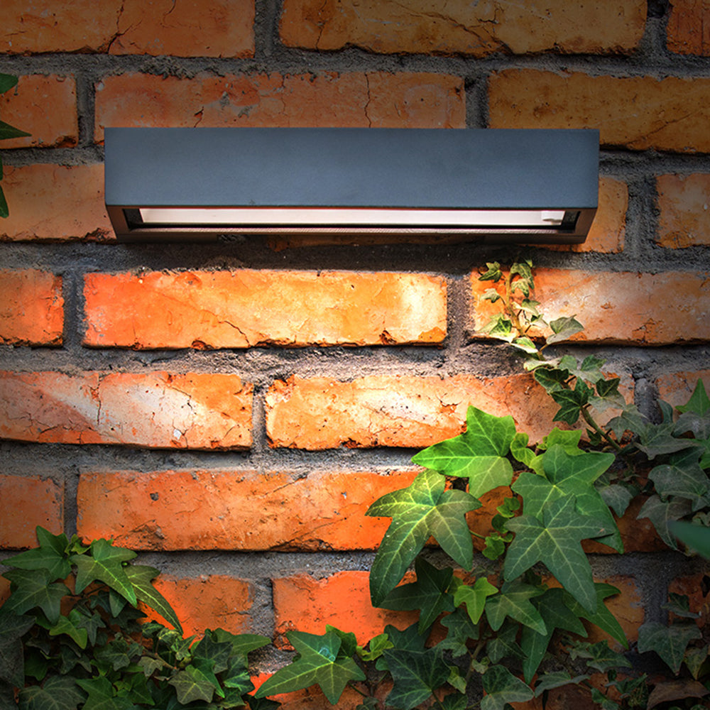 Vugibot Modern rectangular Solar Waterproof Outdoor Wall Lamp, Black