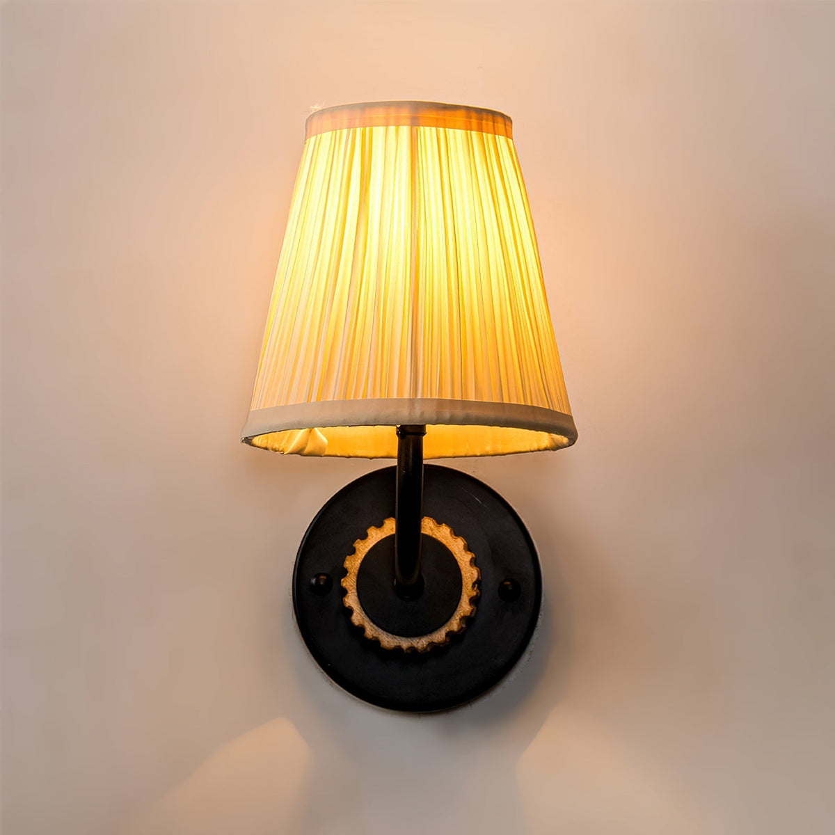 Elaenaria Wall Light