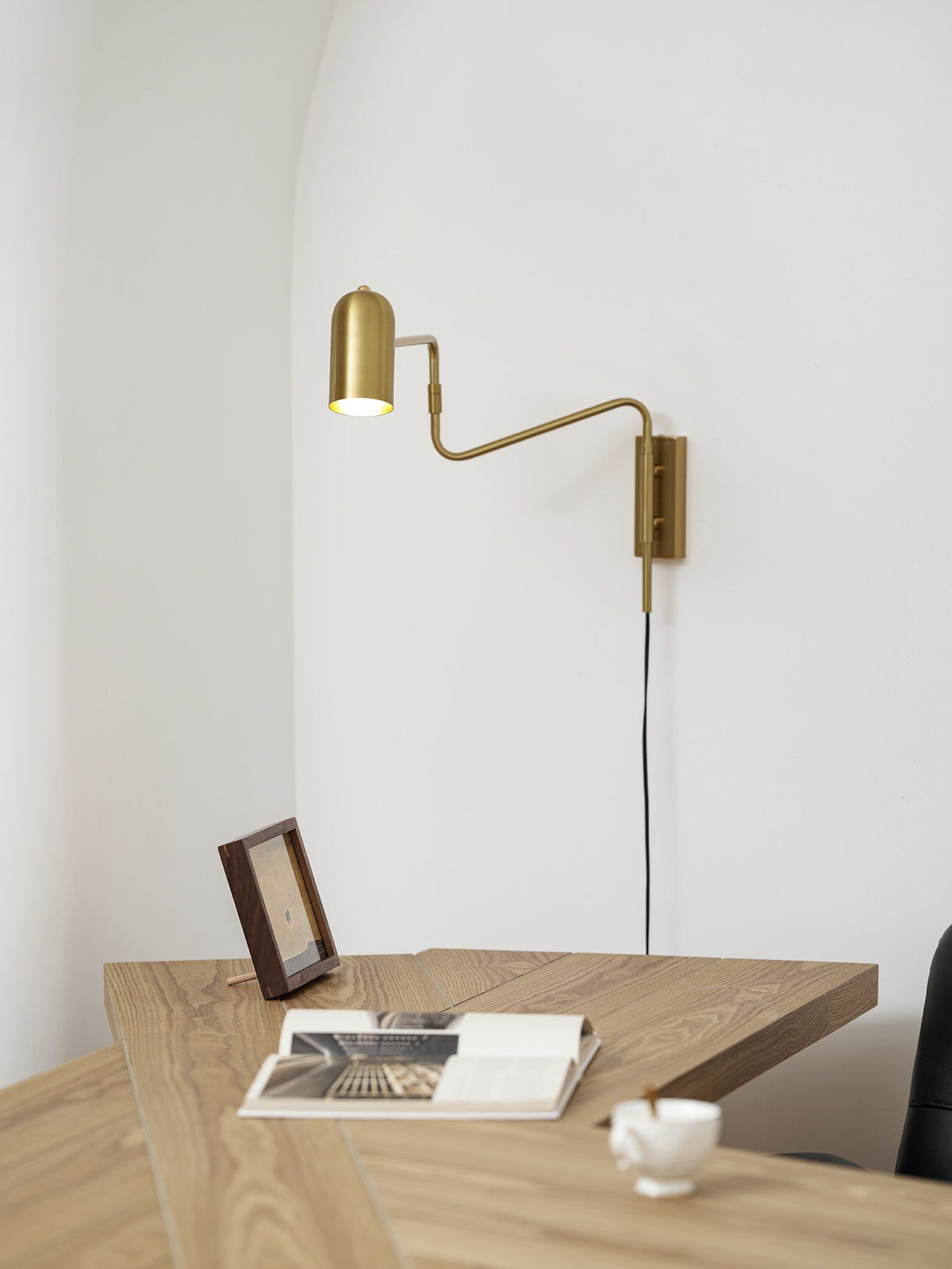Marqel Indoor Wall Lamp