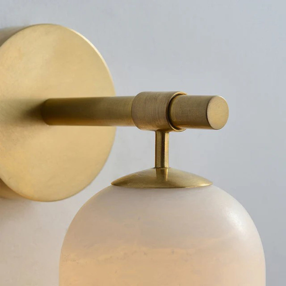 Albelaine Pillar Alabaster Wall Sconce