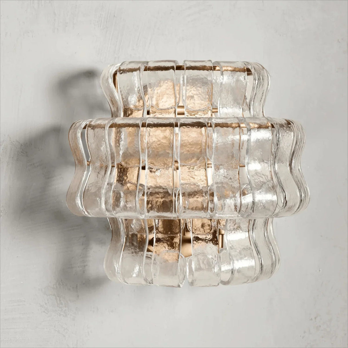 Aveniira Wall Lamp