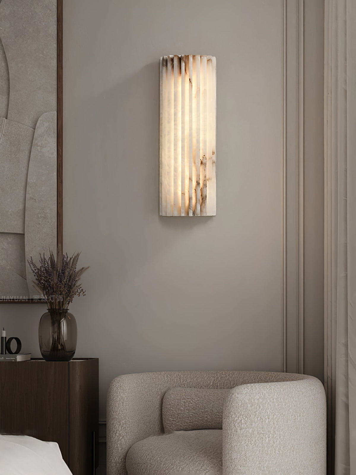 Aveniraria Alabaster Wall Lamp