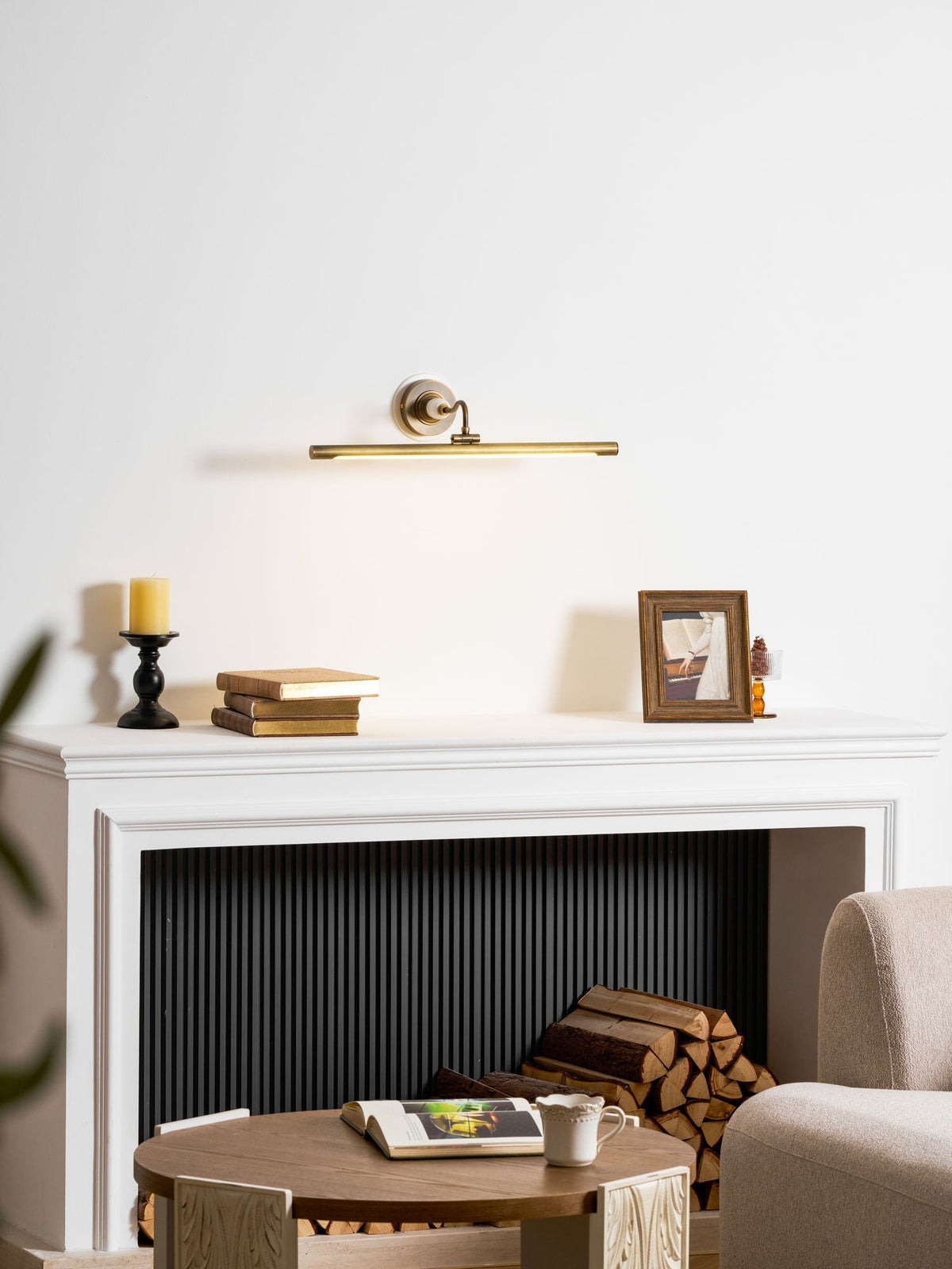 Havenview Art Linear Indoor Wall Light