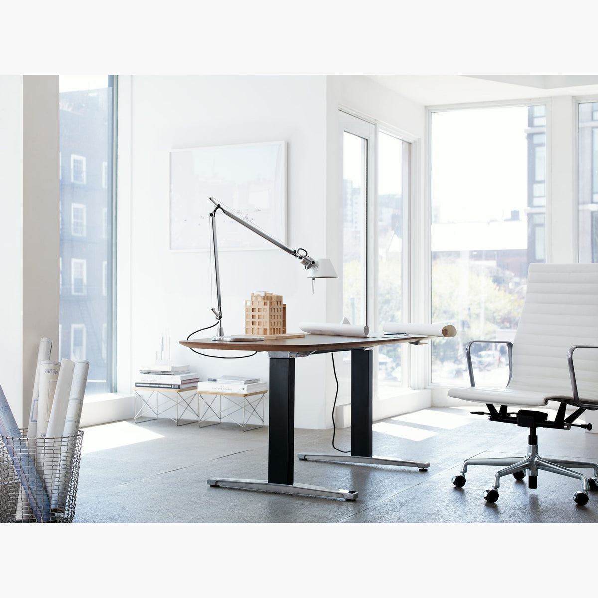Vaskyl Table Lamp
