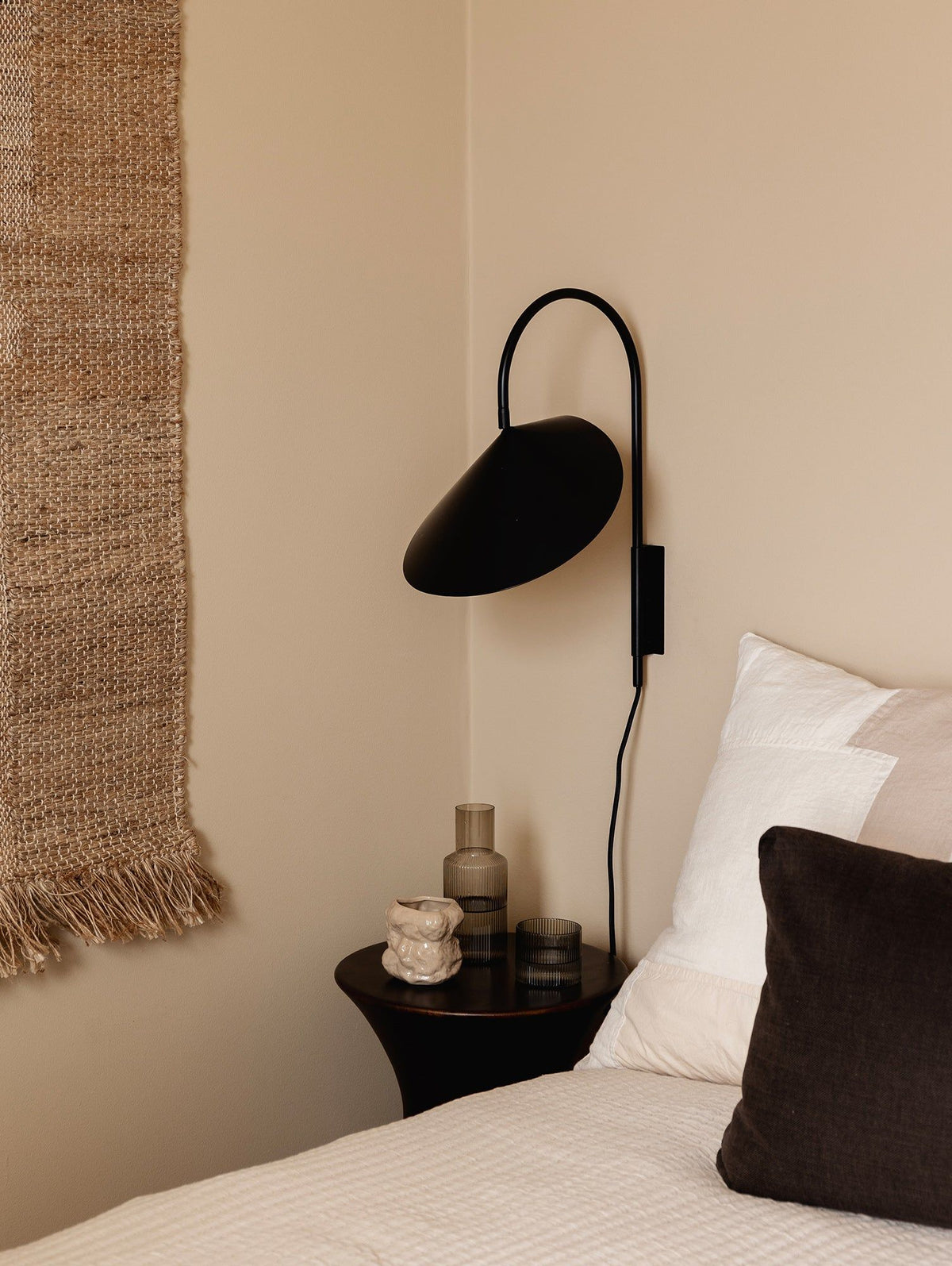 Alocasia Arc Plug-in Wall Lamp