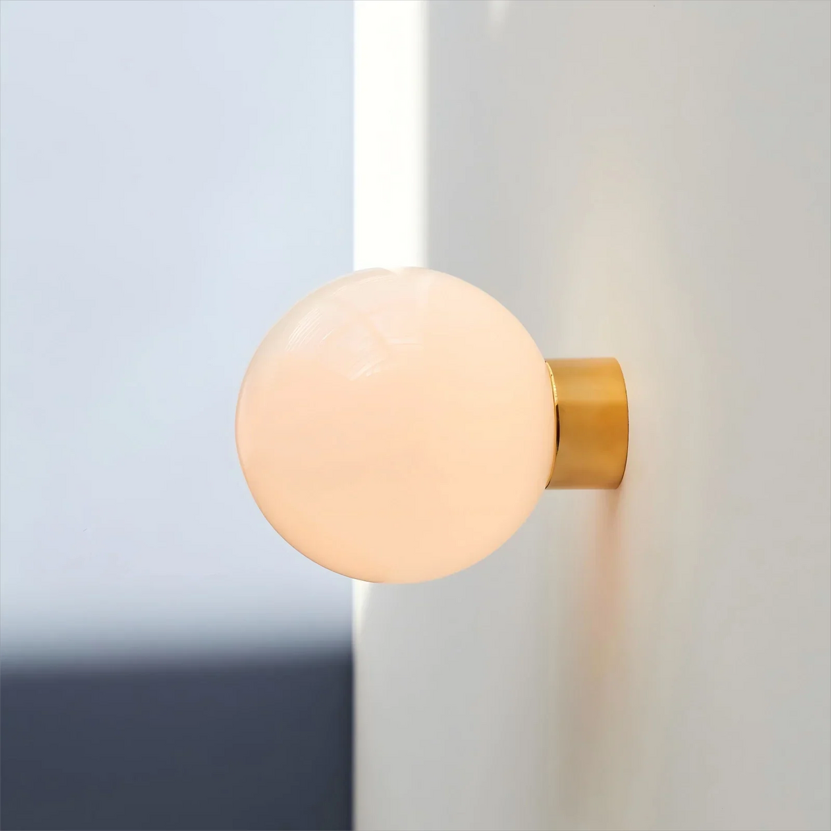 Mirov Globe Glass Wall Light