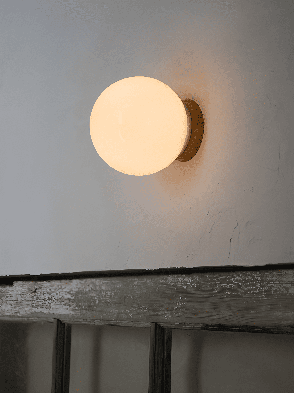 Mirov Globe Glass Wall Light