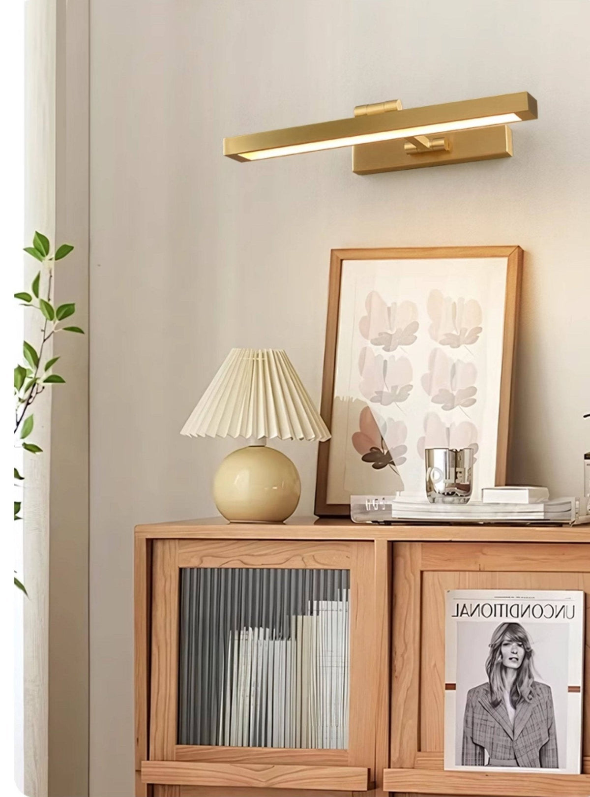 Renoeria Linear Wall Lamp