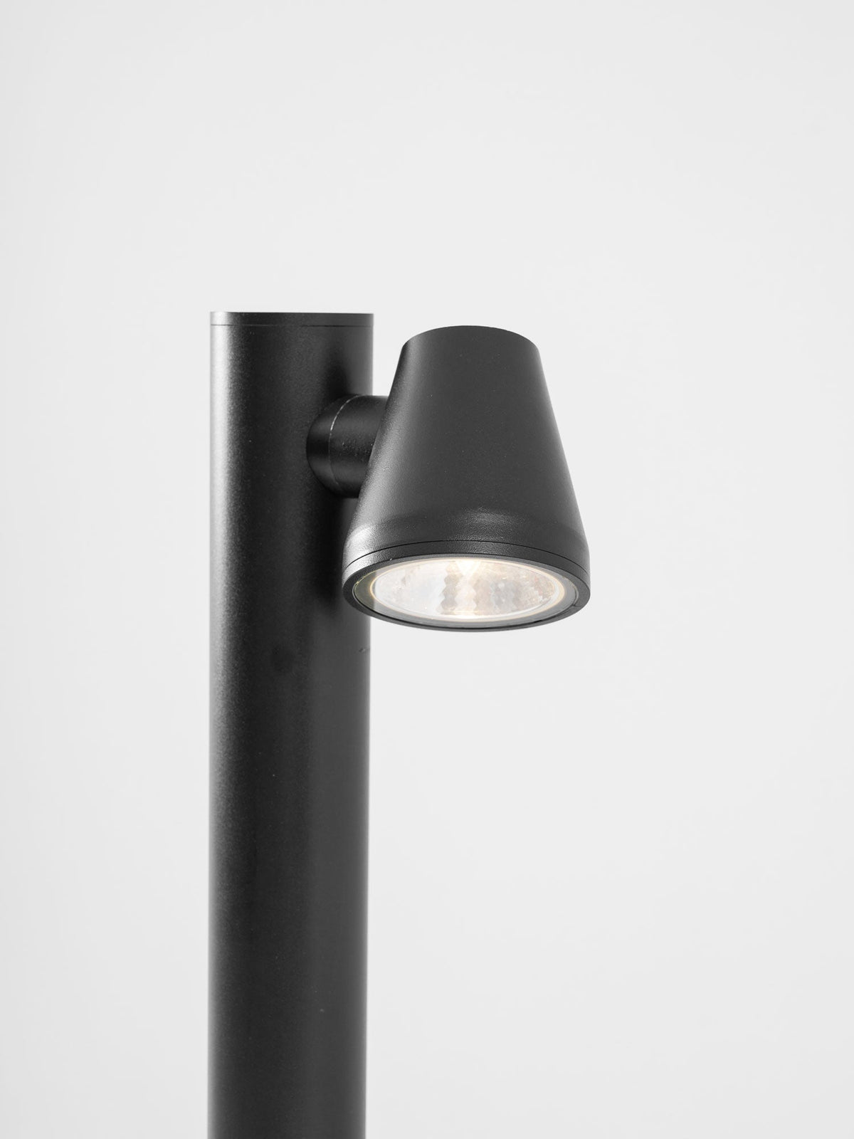 Vantaire Outdoor Bollard Spotlight