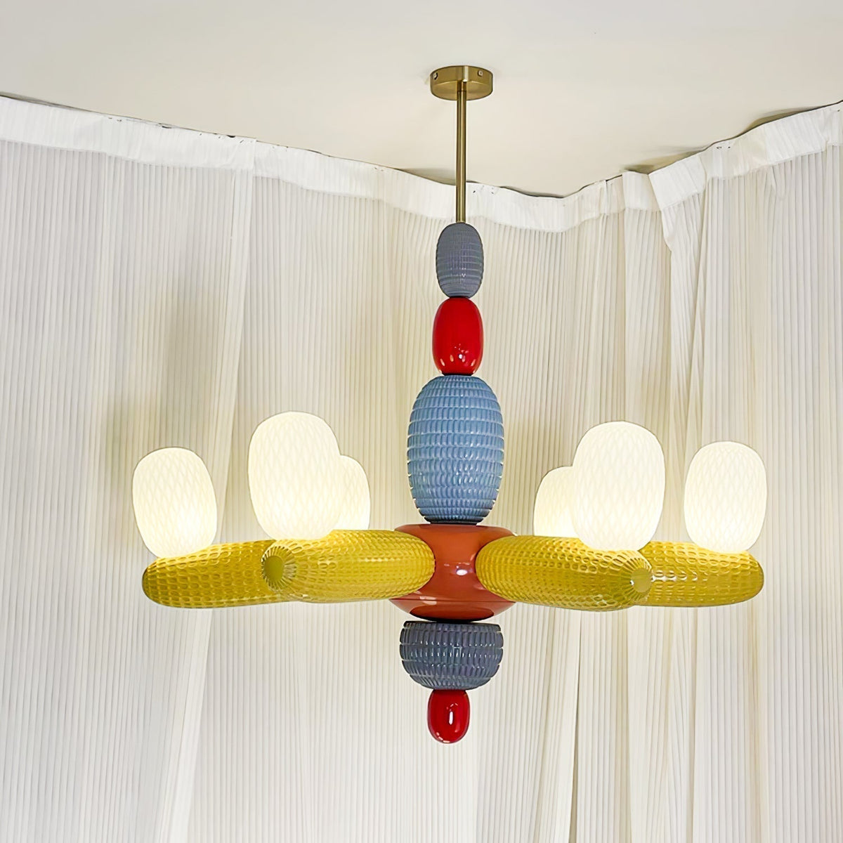 Loob Chandelier