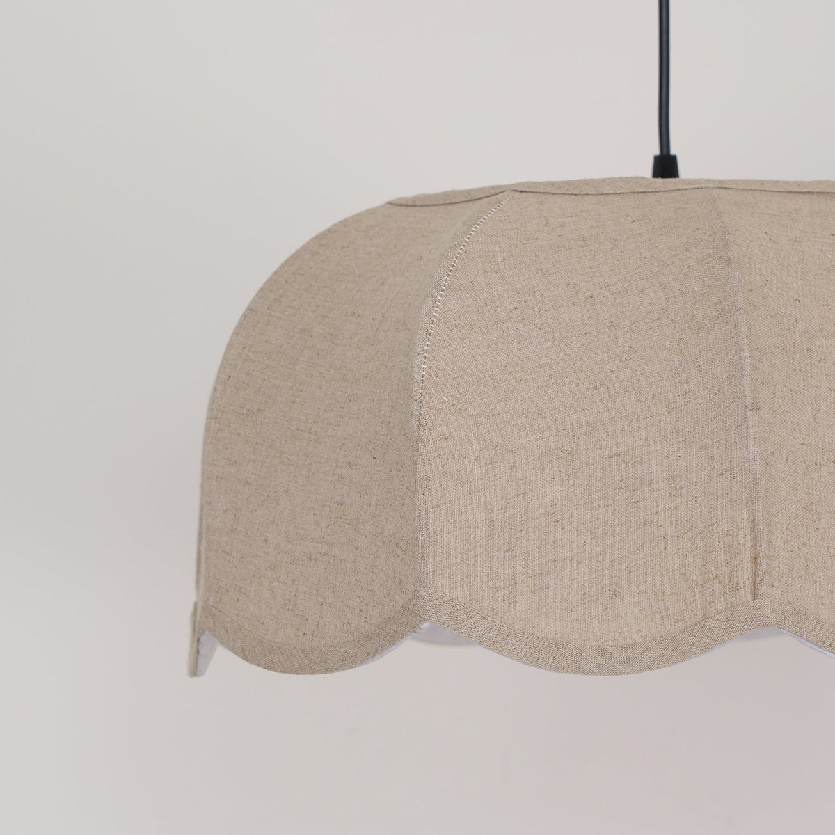 Jutunon Banana Leaf Pendant Light