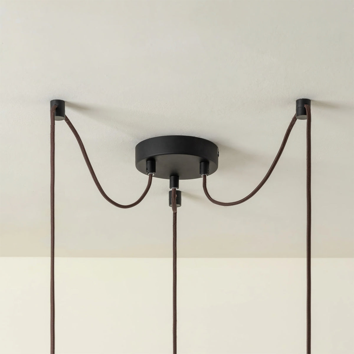 Orelivelia Pendant Light