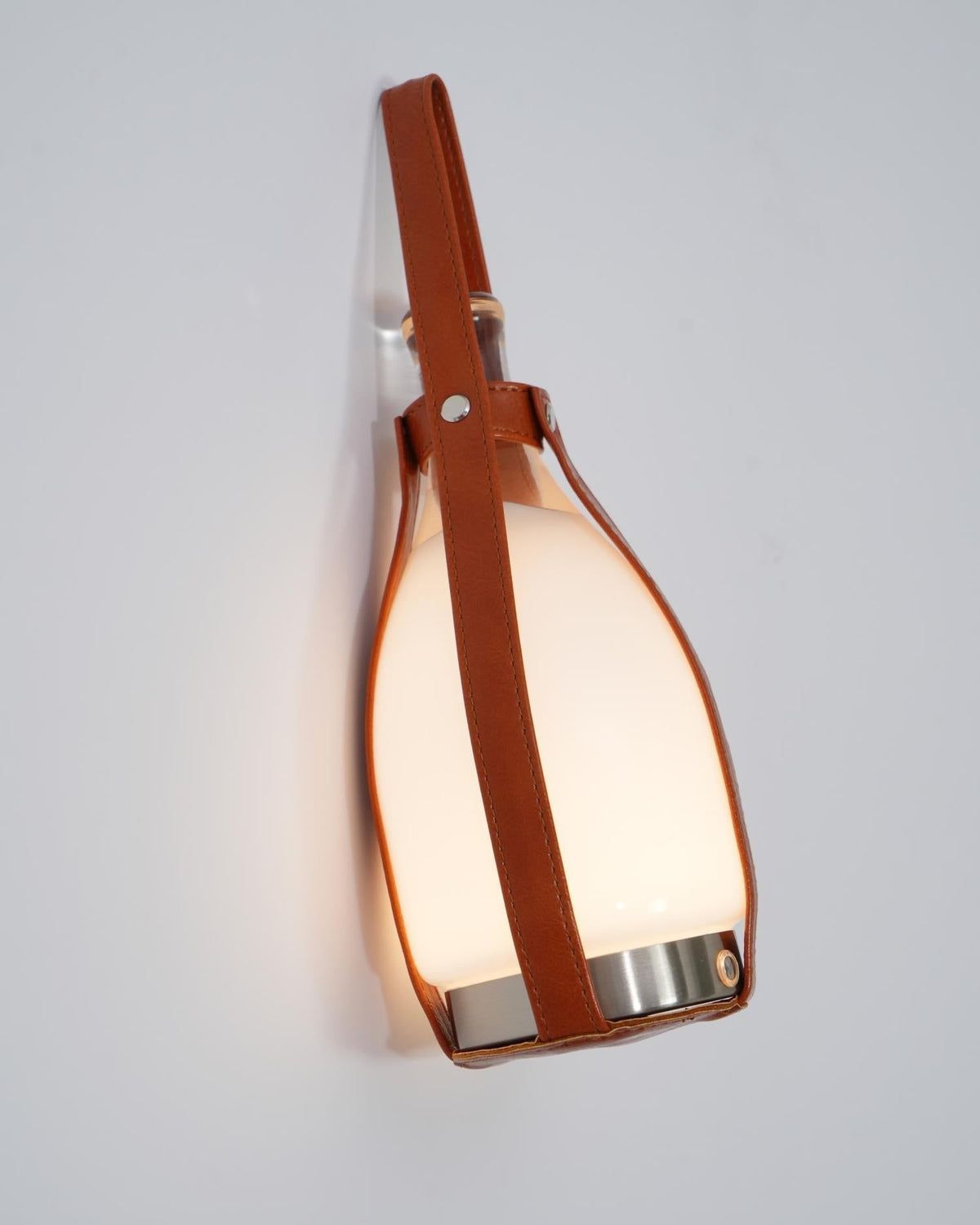 Avenelaine Table Lamp