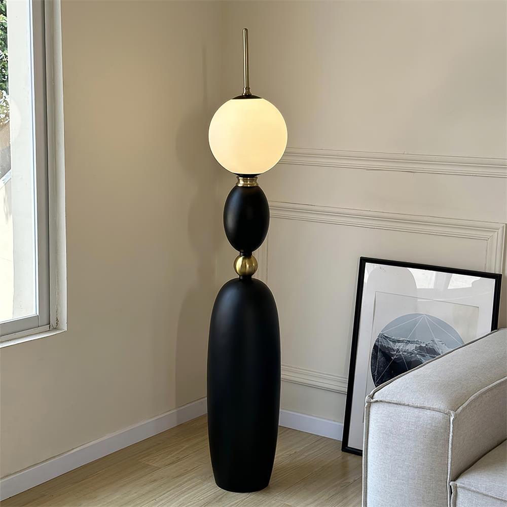 Viraalelia Floor Lamp