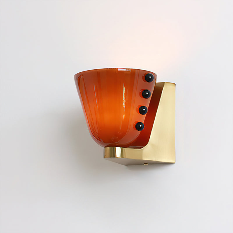 Emeranthe Wall Lamp