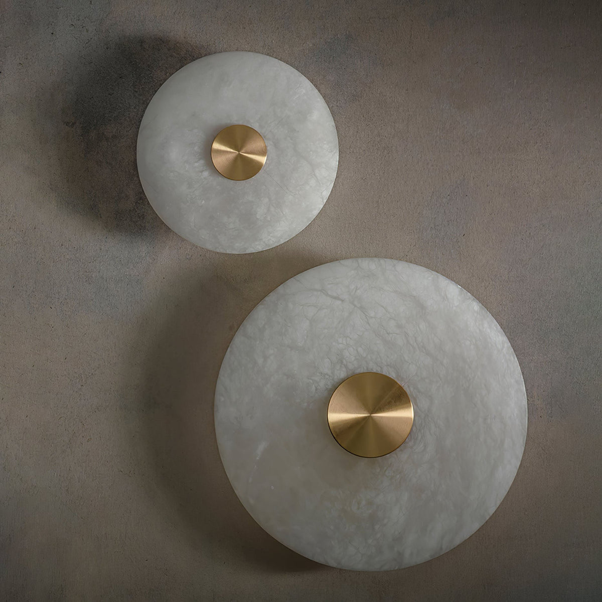 Ildvuvyu Alabaster Wall Lamp-Relic Pieces