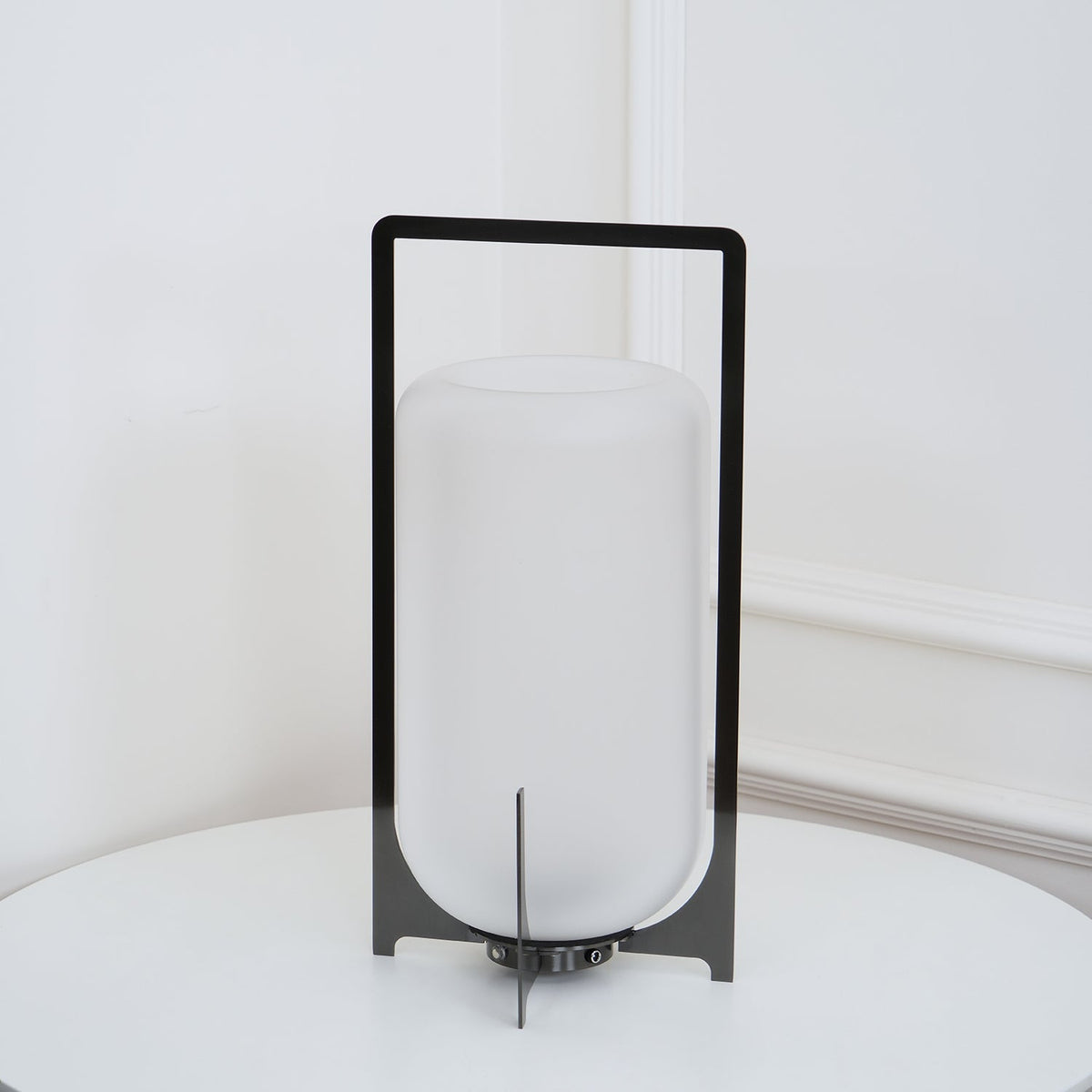 Calderis Black Twilight Lantern Table Lamp