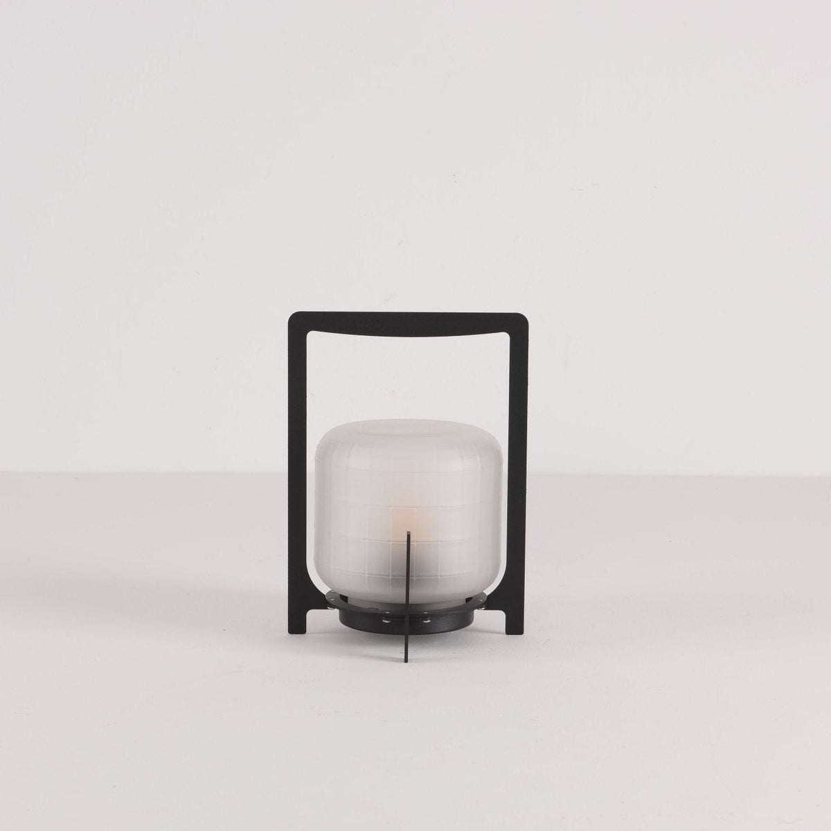 Calderis Black Twilight Lantern Table Lamp