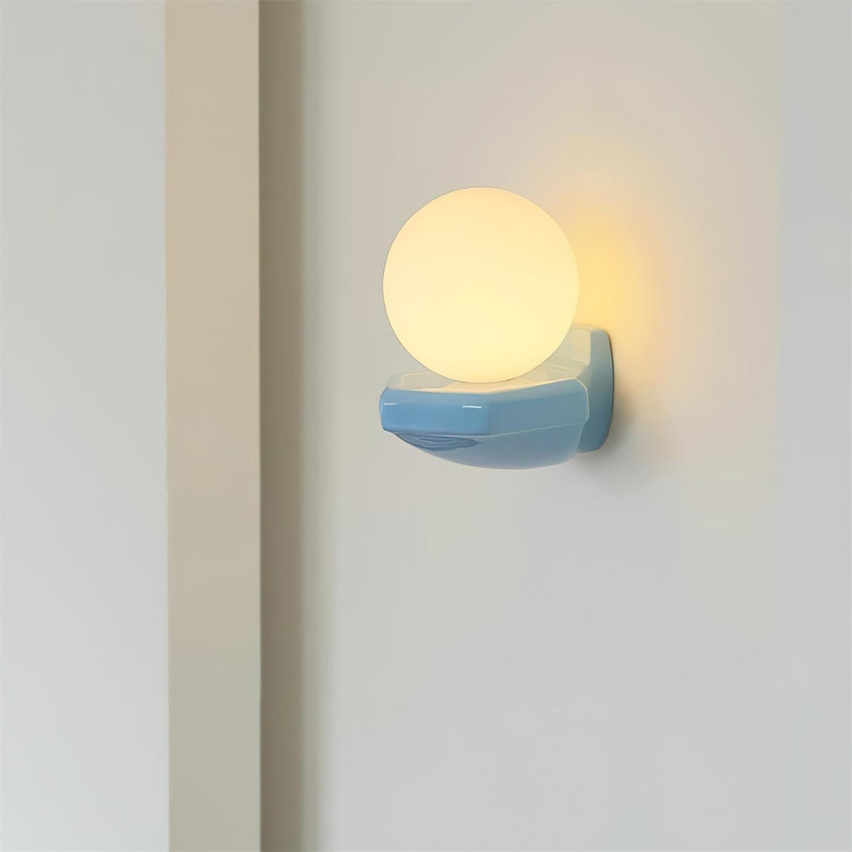 Viraerella Wall Lamp
