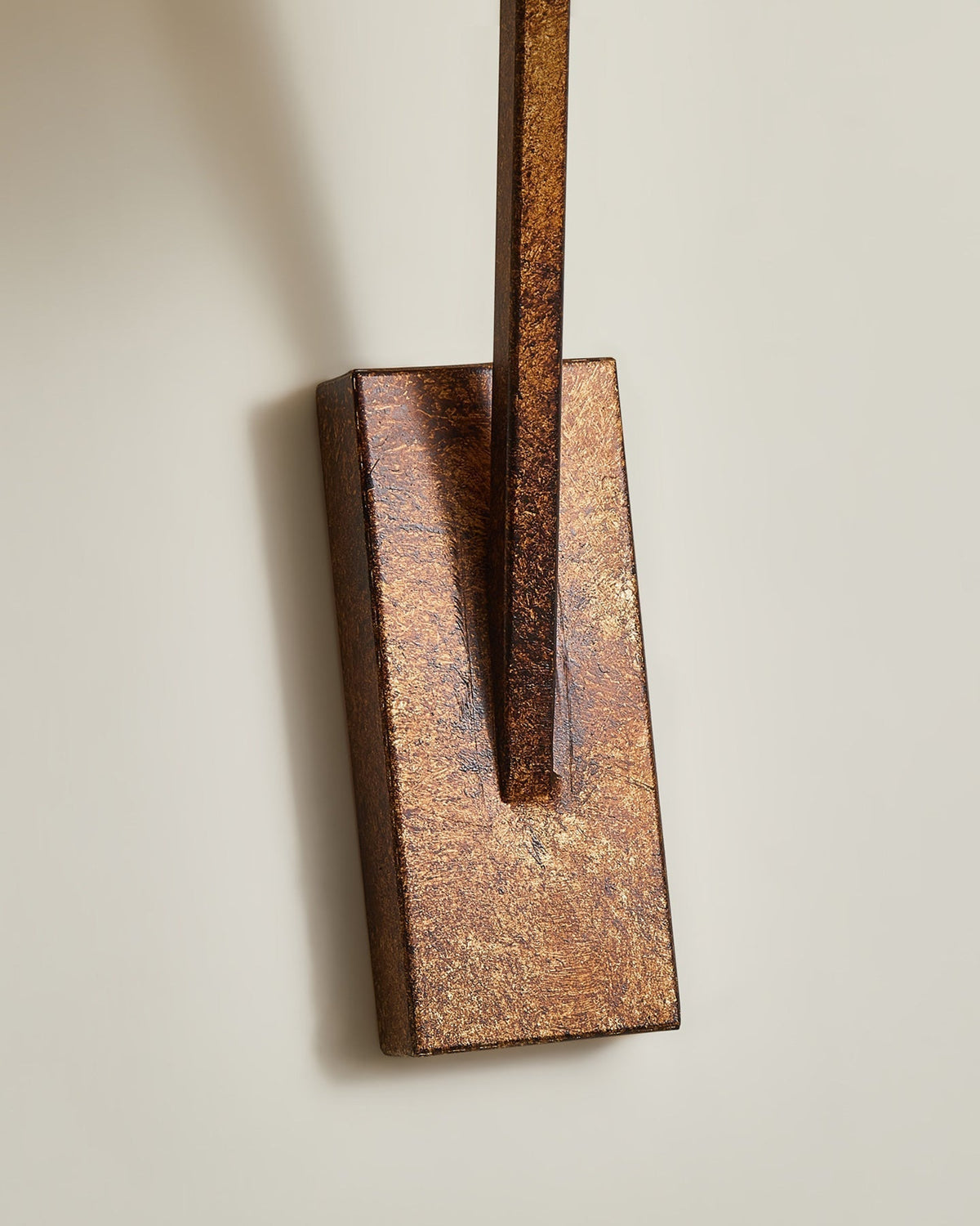 Lunvyn Wall Light