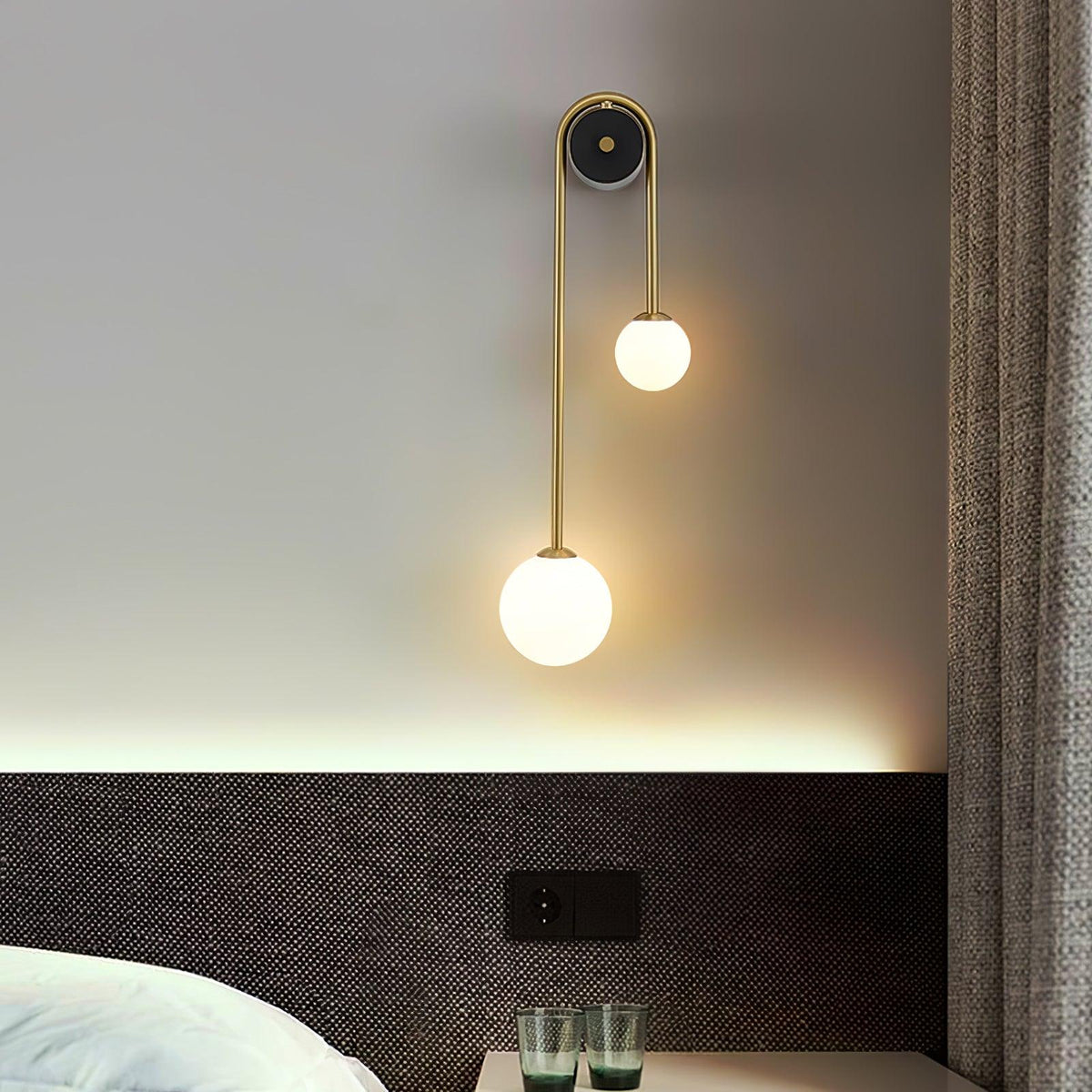 Lapavid Brass Arc Wall Light