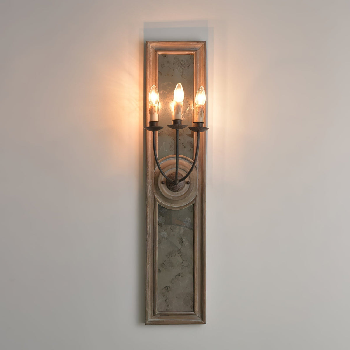 Augusta Wall Lamp