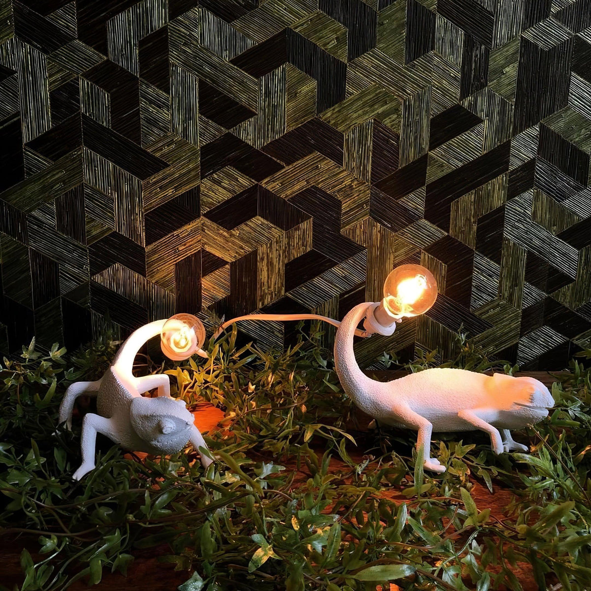 Orelanaya Table Lamp