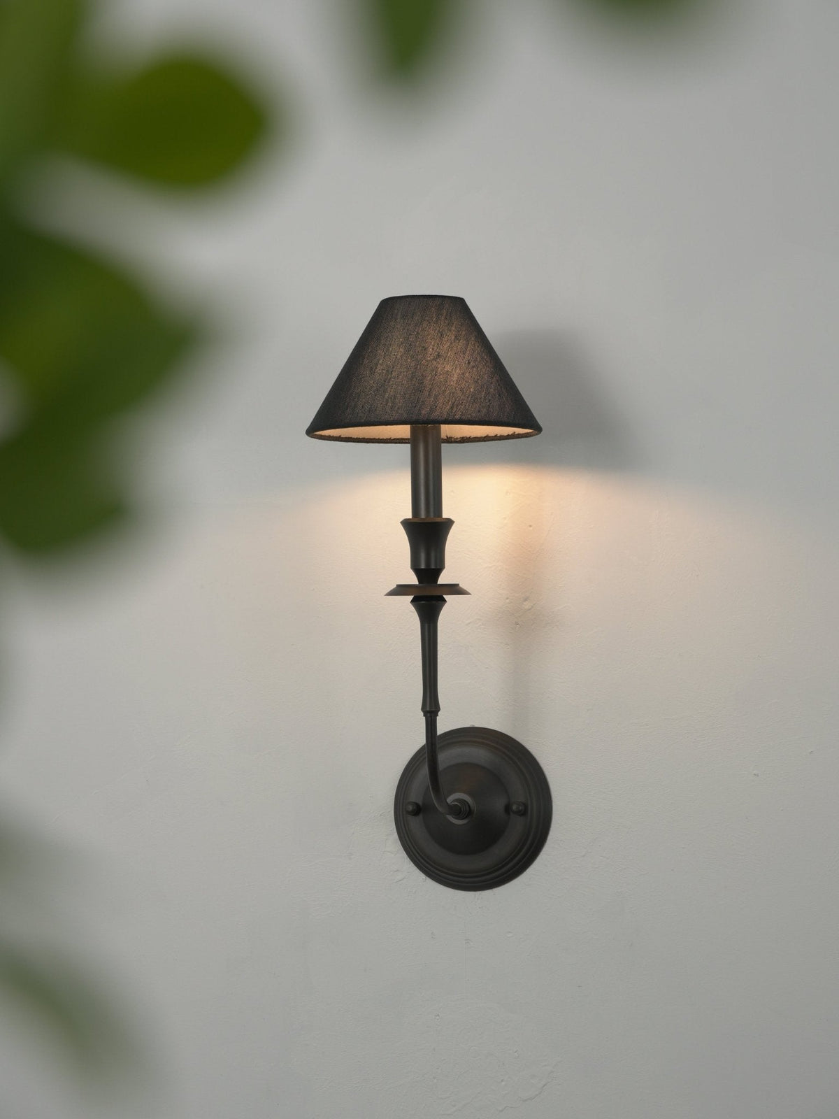 Soroaine Wall Lamp