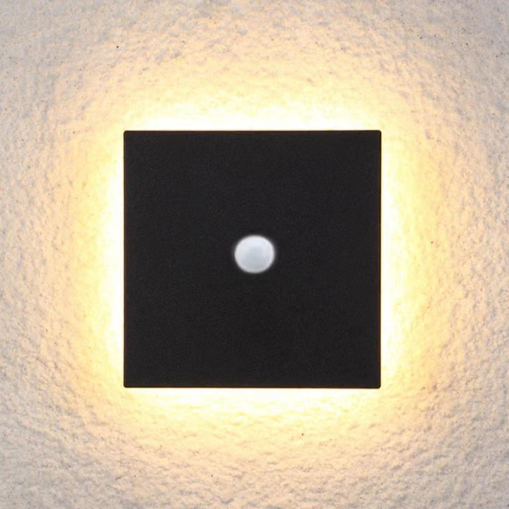 Dori Minimalist Round/Square Outdoor Wall Lamp LED, Black/White-Relic Pieces