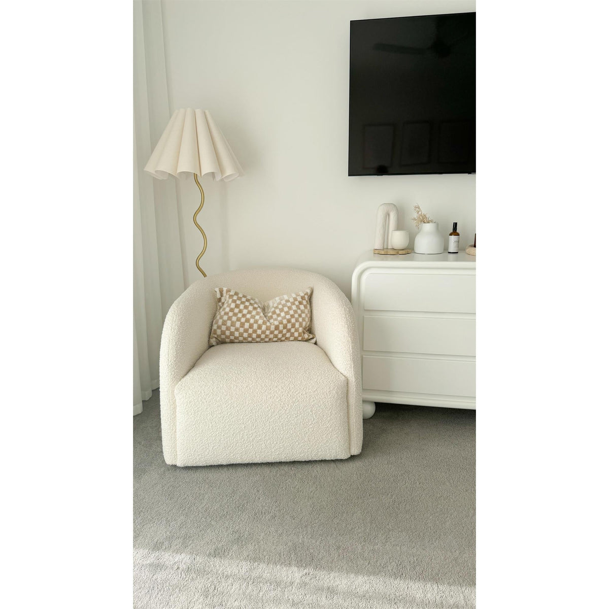Seraphiel Cora Floor Lamp