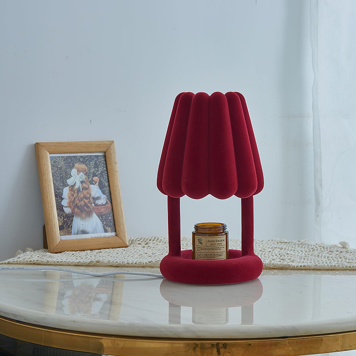 Lucoiella Modern Resin Table Lamp