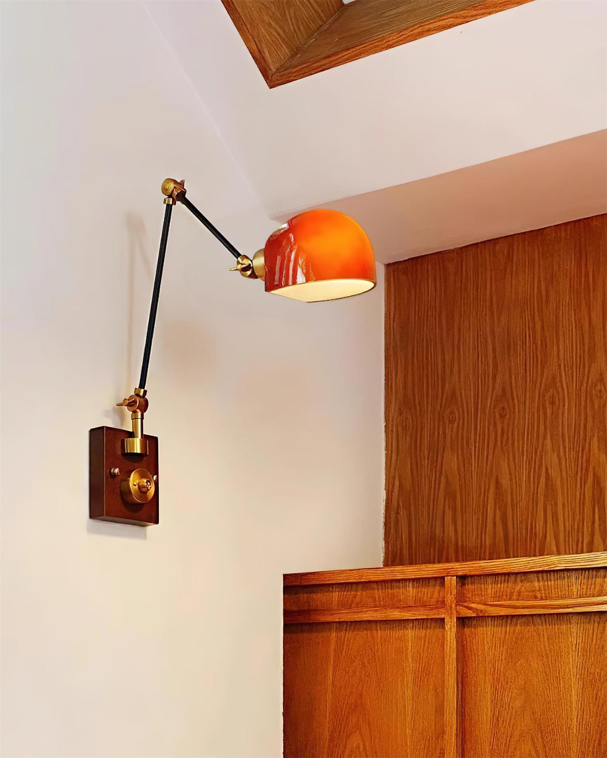 Rynette Wall Lamp