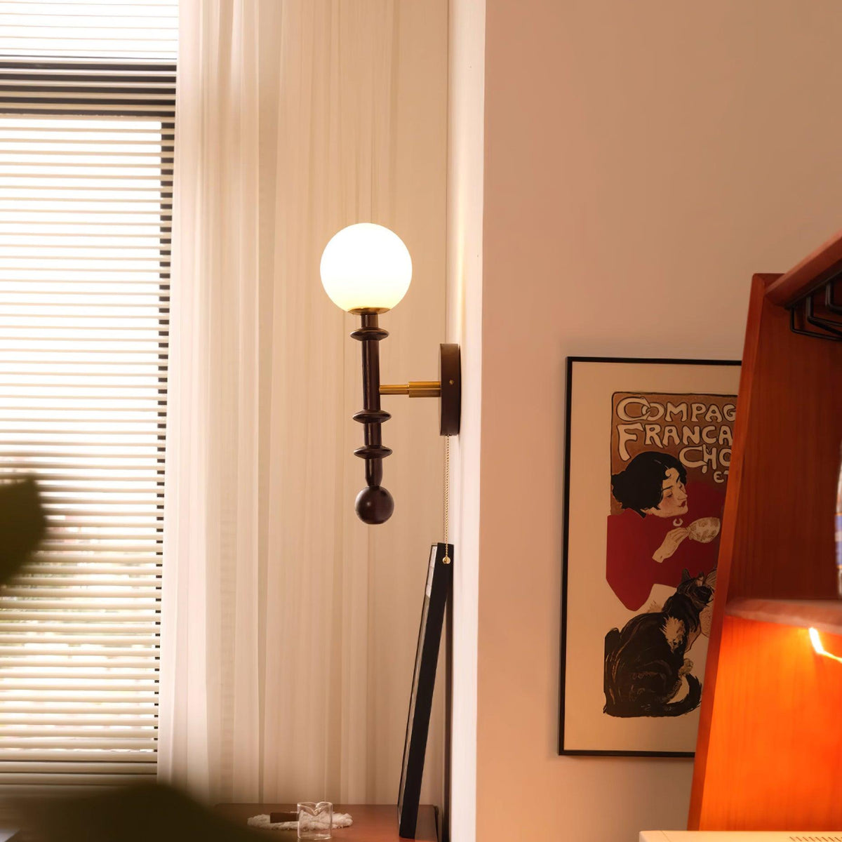 Velno Wall Lamp