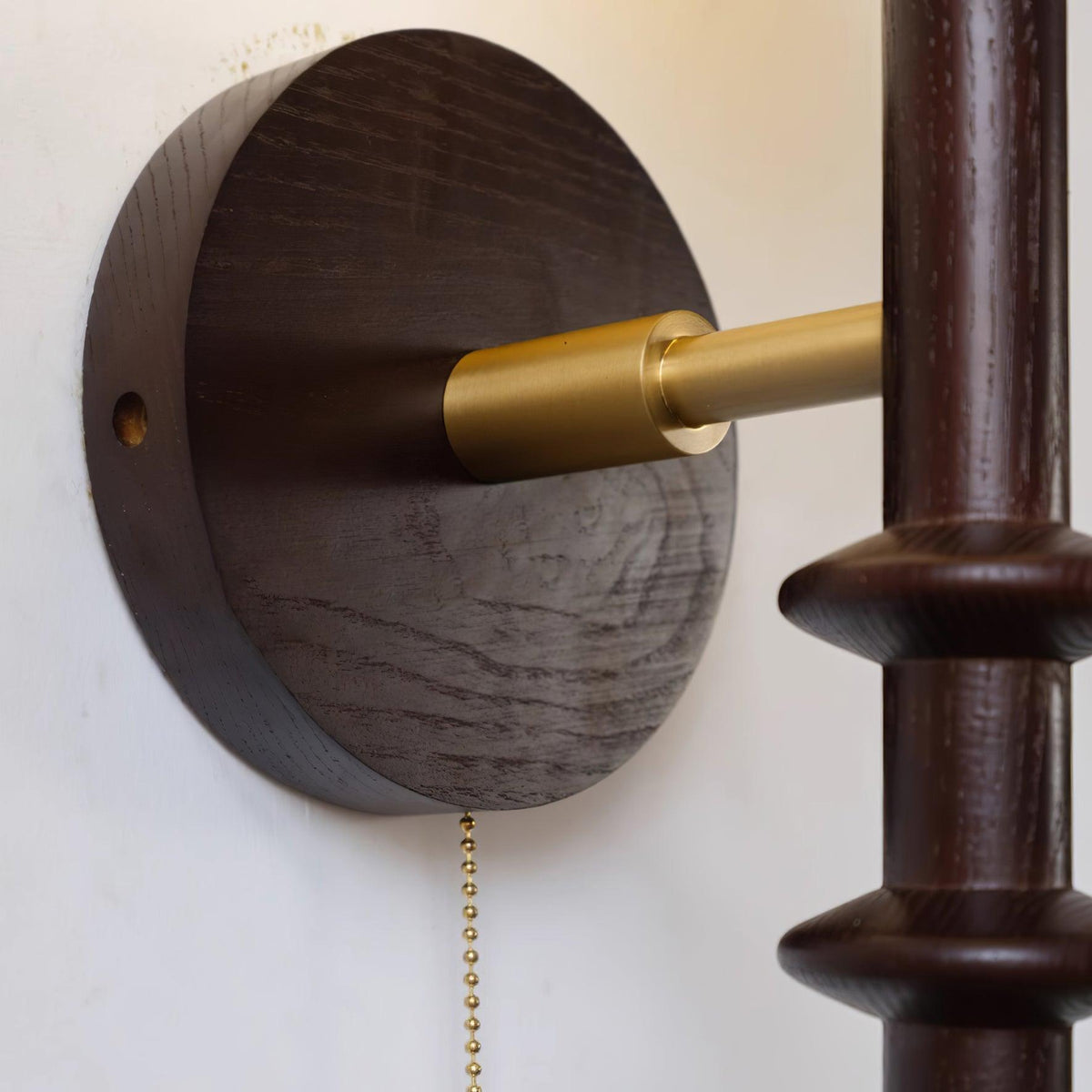 Velno Wall Lamp