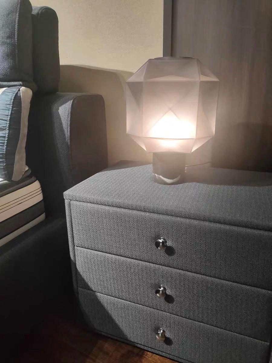 Veylin Table Lamp