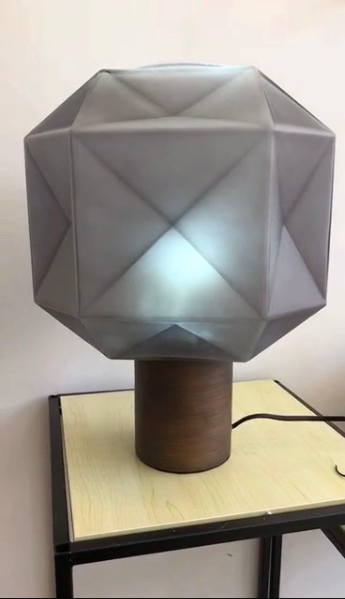 Veylin Table Lamp