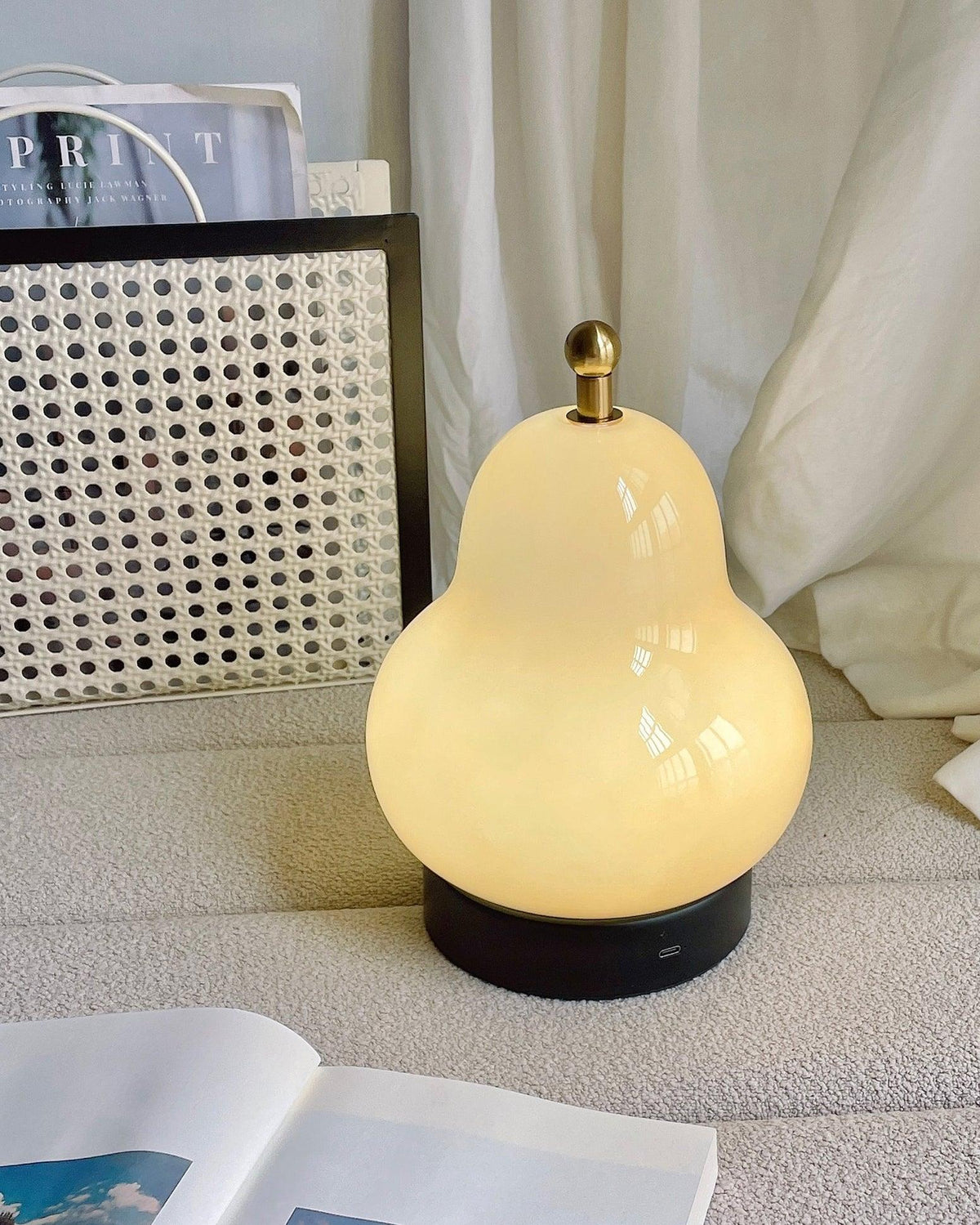 Rivoria Table Lamp (built-in battery)
