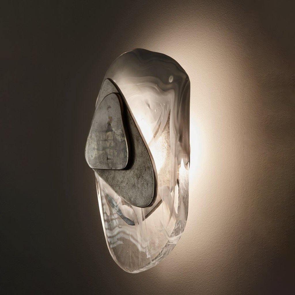 Wuvitos Artistic Black Glass Wall Lamp