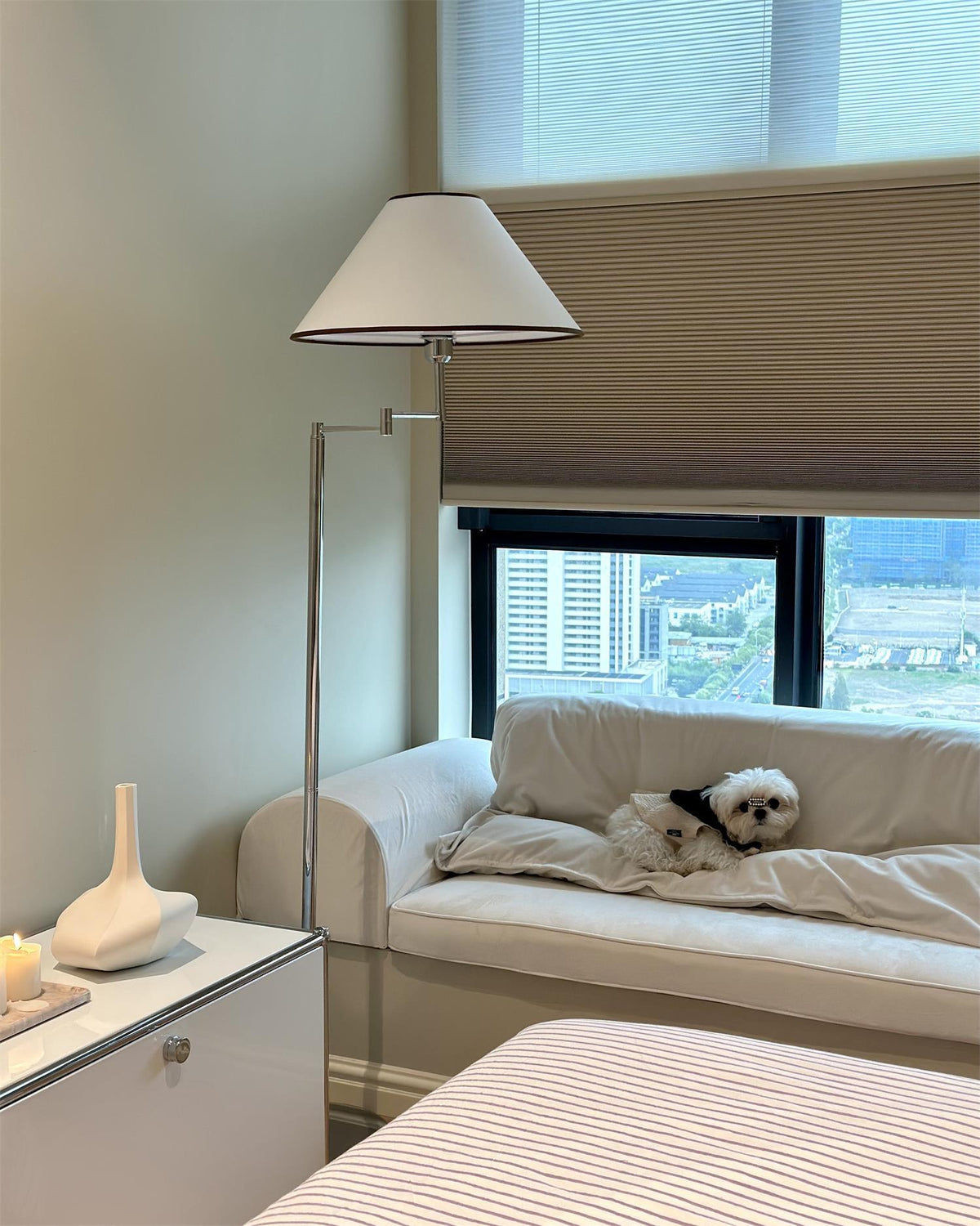 Rivaleria Floor Lamp