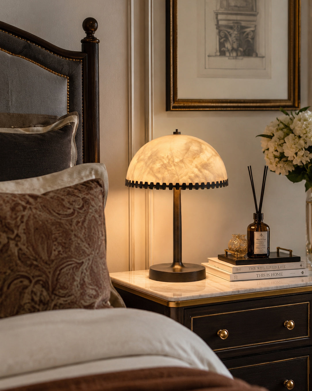 Viraisia Table Lamp