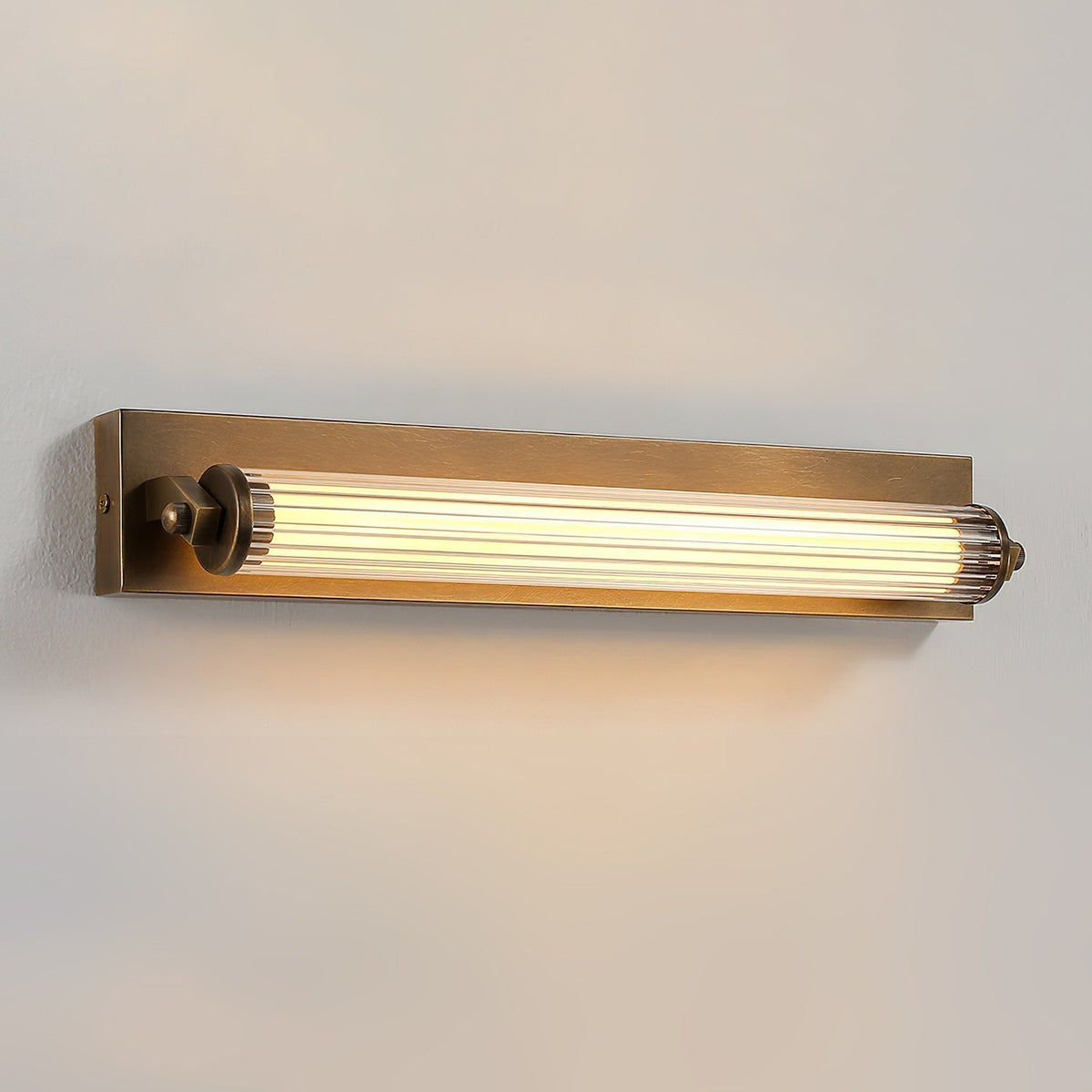 Somerset Fluted Linear Sconce