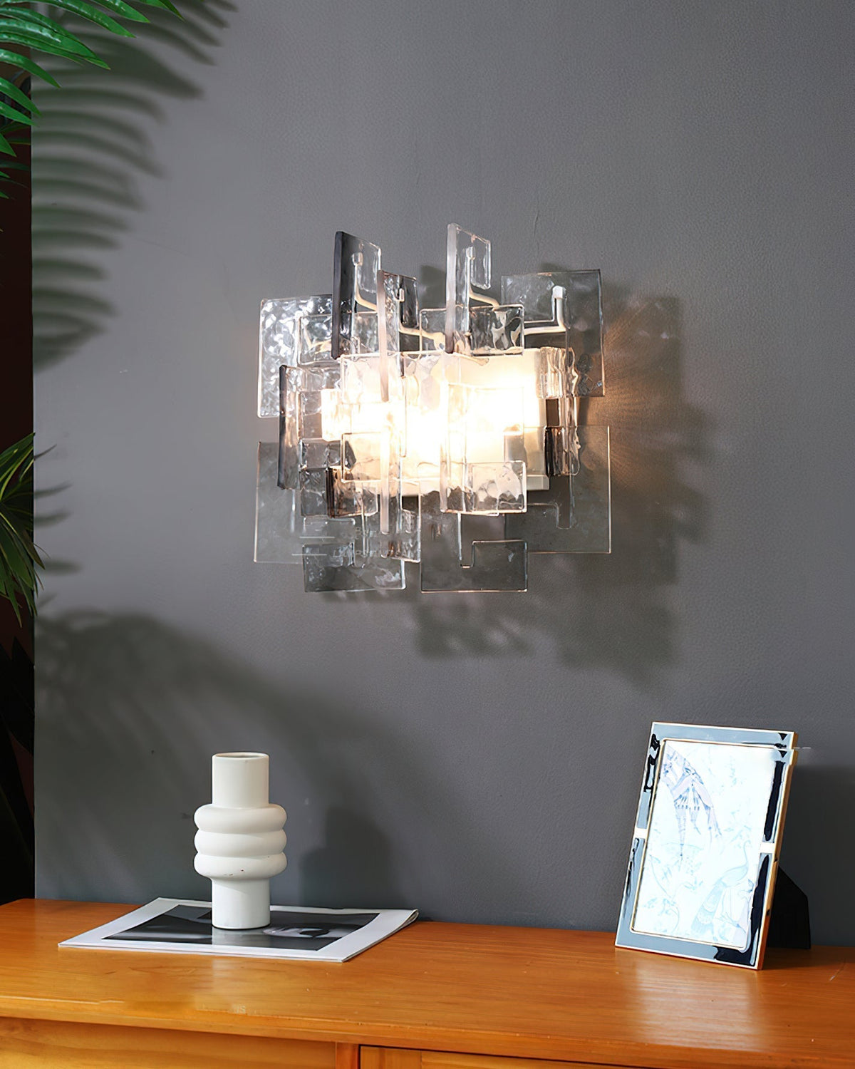 Sylvester Sconce