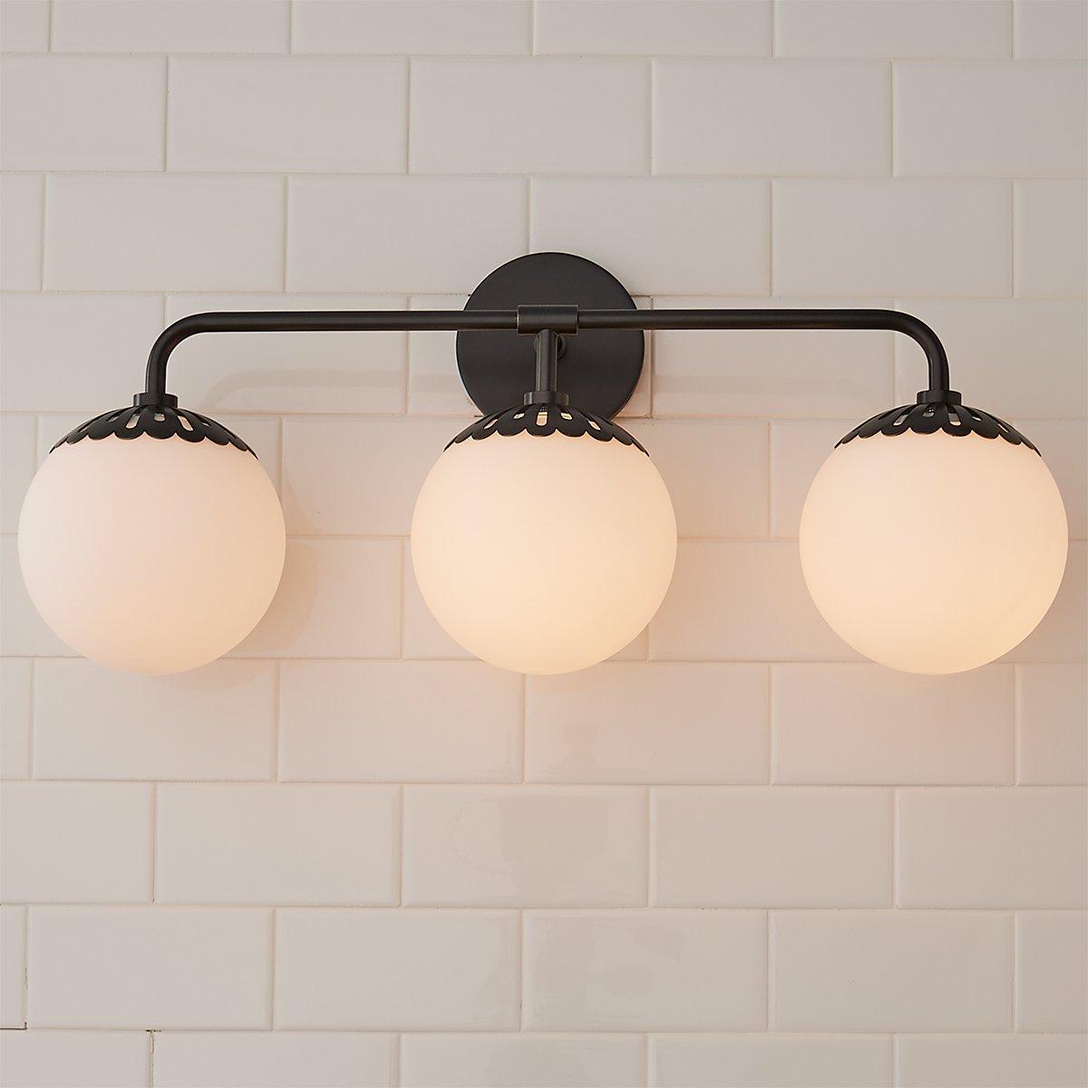 Pagumik Globe Glass Wall Lamp