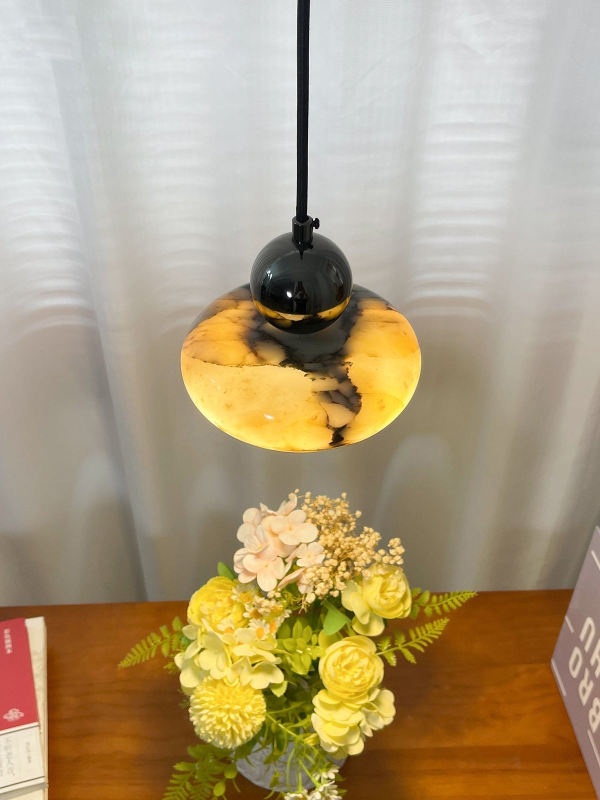 Ridge Marble Pendant Lamp